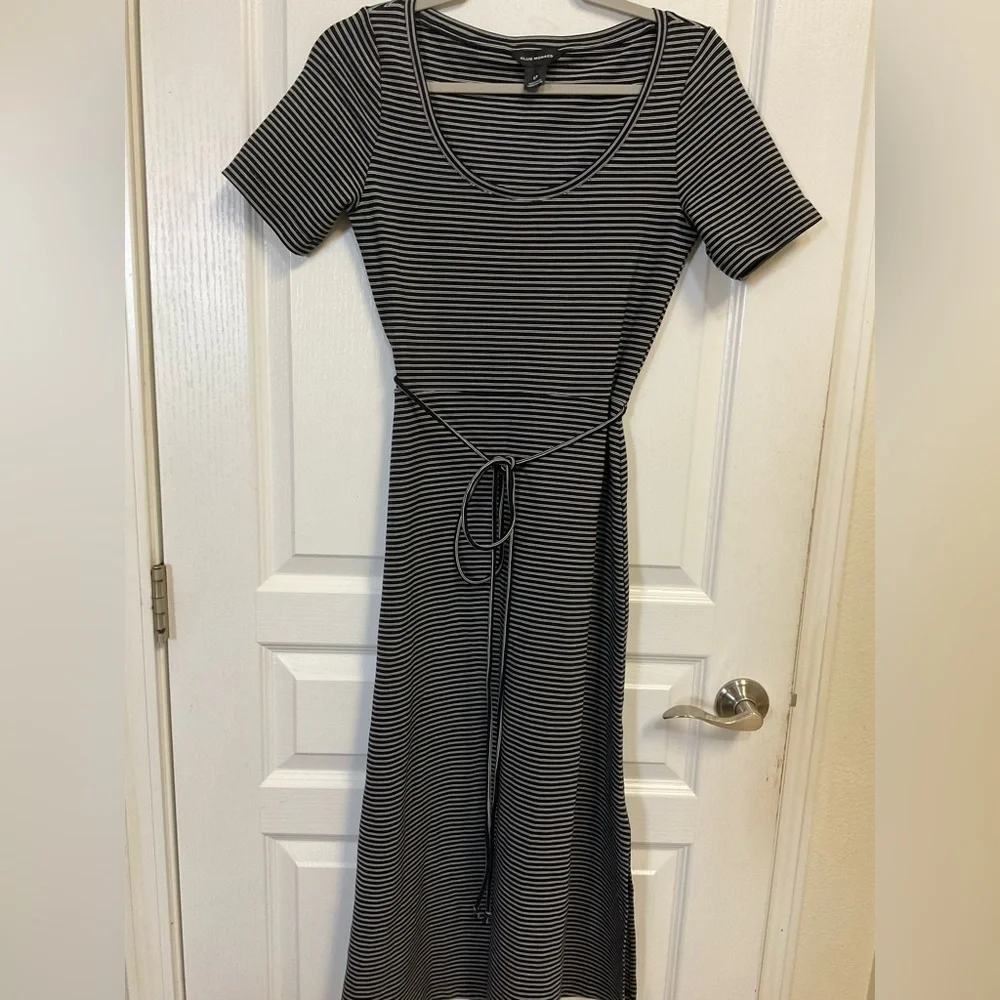 Club Monaco Striped Tie Waist Midi Dress Size S/P - Picture 2 of 11
